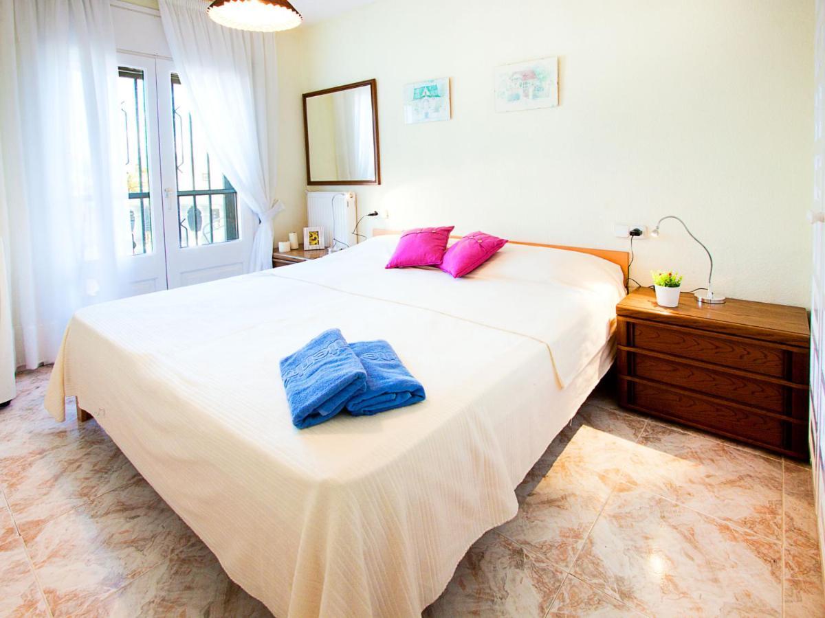 אמפוריבראבה Holiday Home Requesens Canal מראה חיצוני תמונה